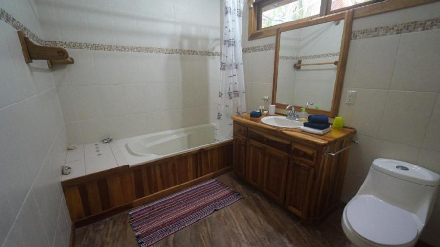 Casa De Los Amigos Caribena Cahuita Eksteriør billede